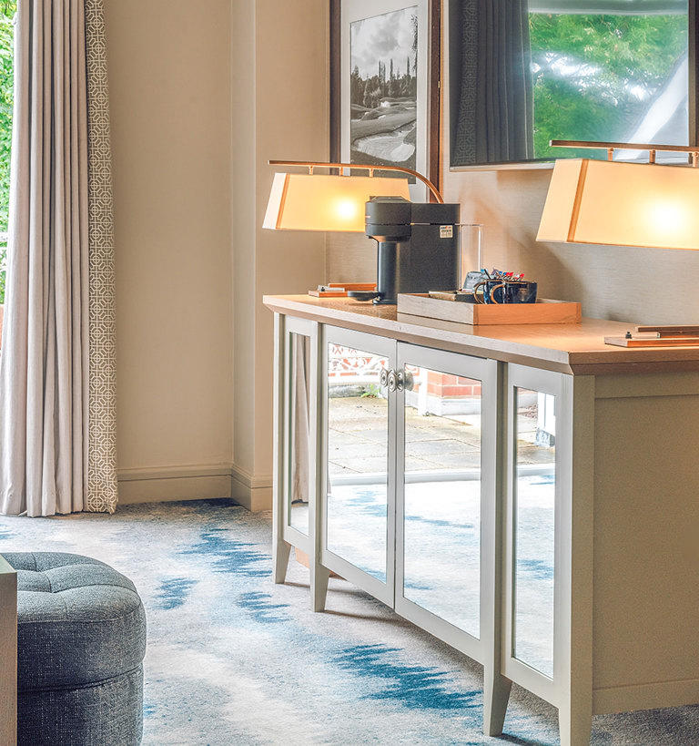 Signature Suite The Belfry Day 28954 Edit (1)