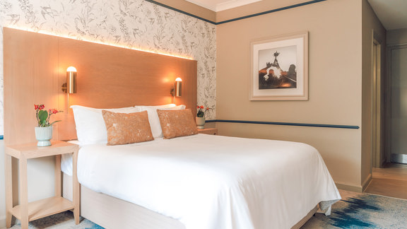 Signature Double The Belfy8265 Edit