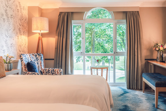 Superior Twin The Belfry Day 28915 Edit