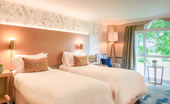 Superior Twin The Belfry Day 28936 Hdr Edit